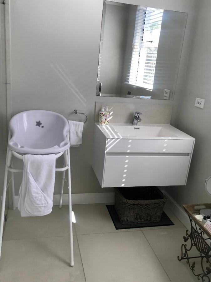 The Cottage On Cordia 2 Bedroom Self Catering 2Km From Umhlanga Beach Durban Luaran gambar